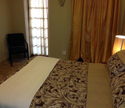 Selborne Hotel Bulawayo Buitenkant foto
